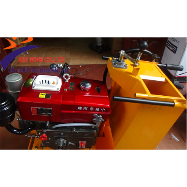 Máy cắt đường Diesel KC16 (8HP)