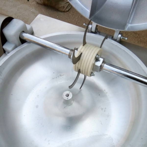 Máy Băm Trộn Rau Củ YANWOO CP-30