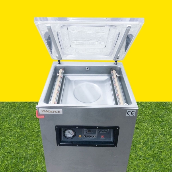 Máy hút chân không Yamafuji VM600C/B (inox 304)