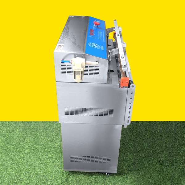 Máy hút chân không vòi ngoài DZQ VS-600 vỏ inox (Hút - Hàn - Thổi)