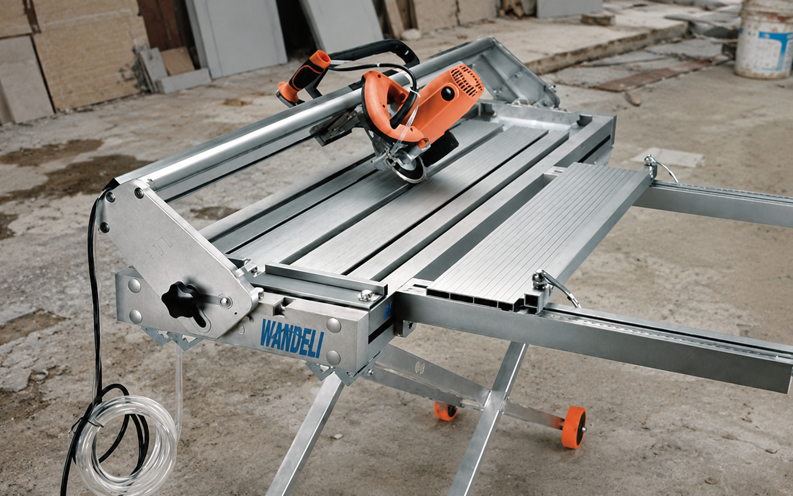 Đôi nét máy cắt gạch chạy điện Wandeli QX-1200