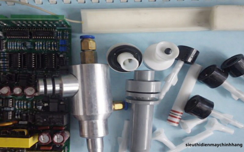 Gợi ý nên lựa chọn súng phun sơn nào cho ngành gỗ?