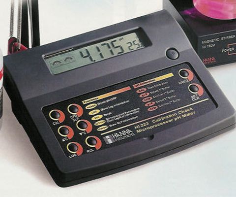 máy đo ph Hanna thích hợp sử dụng trong phòng thí nghiệm