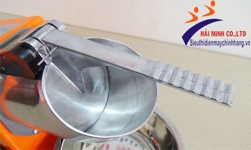 Khoang chứa đá bằng inox vừa đảm bảo vệ sinh lại vừa có tính thẩm mỹ cao