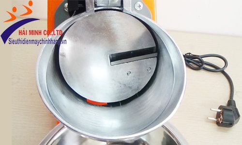 Máy bào đá tuyết 1 lưỡi Yamafuji BD-380 có lưỡi dao sắc bén và rất chắc chắn