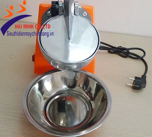 Máy bào đá tuyết 1 lưỡi Yamafuji BD-380 có kiểu dáng nhỏ gọn, bắt mắt