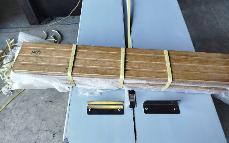 Ngành gỗ - thiết bị nội thất dùng máy siết đai thùng