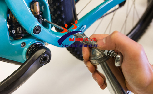 Có cần quan tâm thông số kỹ thuật của máy bơm mỡ?