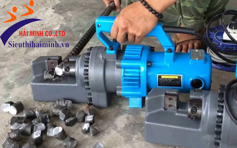 Máy cắt sắt thủy lực chính hãng