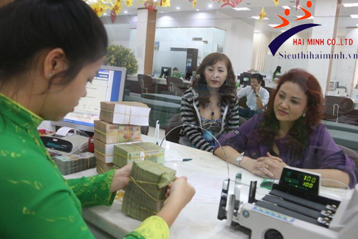Máy đếm tiền thiết bị luôn đồng hành với mọi ngân hàng
