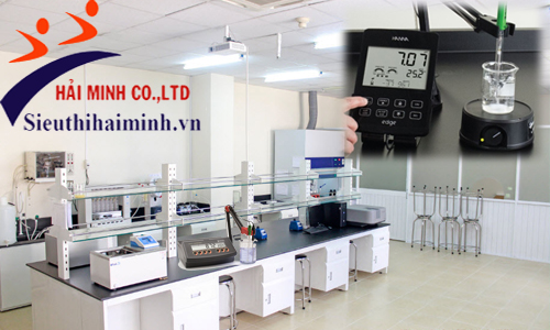 Máy đo độ pH sử dụng trong phòng thí nghiệm