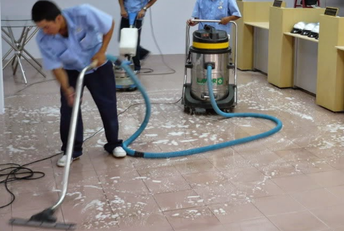 Vệ sinh thảm cầu thang nên được sử dụng bằng máy giặt thảm
