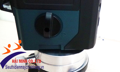 Công tắc bật tắt của máy cân mực yamafuji 3D 12 tia xanh GV-12