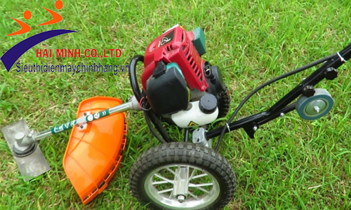 Máy cắt cỏ với thiết kế hiện đại