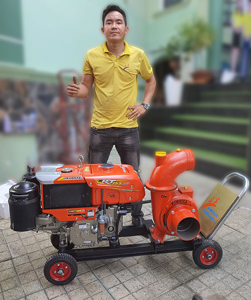 Bộ máy bơm nước Kubota RT15