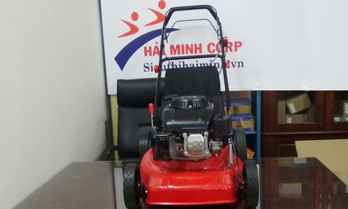 Xe cắt cỏ Yamafuji SM-4603 bền bỉ