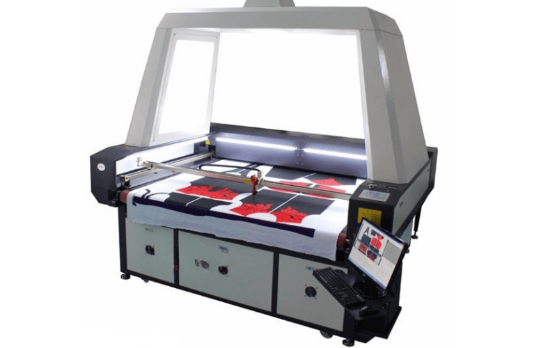 Máy cắt vải laser hoặc CNC tự động