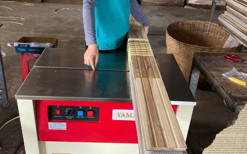 Ứng dụng máy đóng đai trong ngành gỗ & nội thất