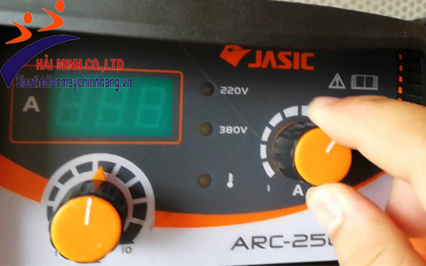 Điều chỉnh dòng hàn máy hàn que Jasic ARC-250D