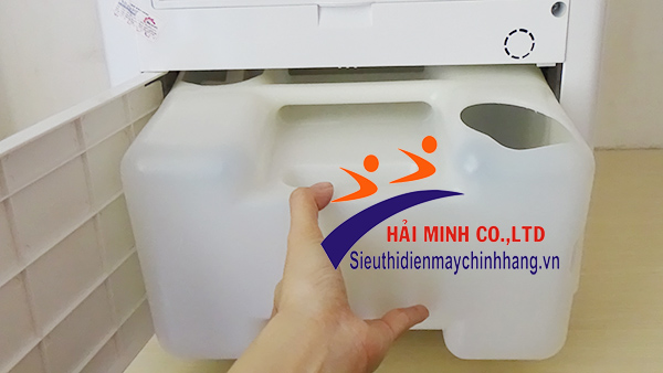 thùng chứa nước máy hút ẩm