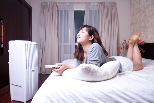 co nen mua may lam mat