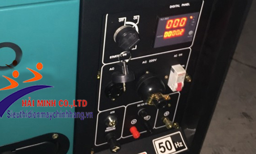 Bảng điều khiển máy phát điện diesel Bamboo BmB 8800EAT-S