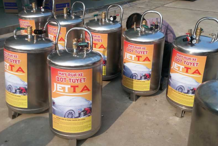 Máy rửa xe bọt tuyết