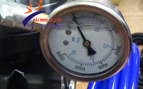 Đồng hồ đo áp của máy phun sơn 2 đầu inox HM 1010