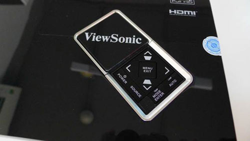 Mặt trên của máy chiếu