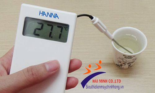 Sử dụng nhiệt kế điện tử Hanna HI98509 đo nhiệt độ nước