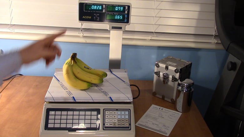 cân tính tiền giá rẻ acom pc-100