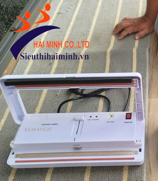 Yamafuji DZ-280A  nhỏ gọn tiện dụng chuyên hút đồ khô 