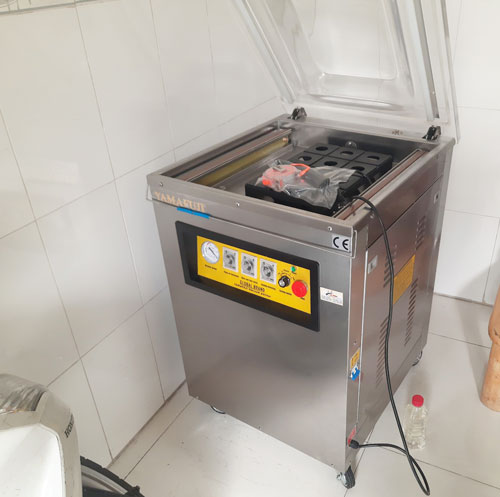 Máy đóng gói chân không DZ-500/2E