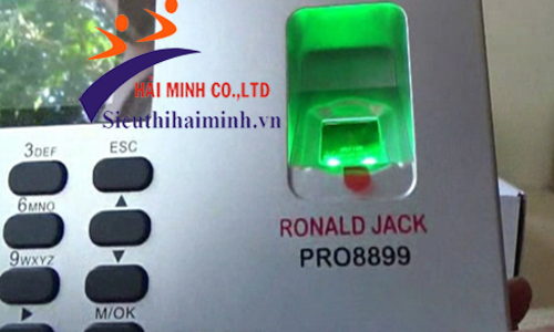 Máy chấm công Ronald Jack PRO8899