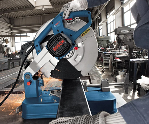 Máy cắt sắt Bosch đảm bảo cắt được nhiểu loại sắt khác nhau
